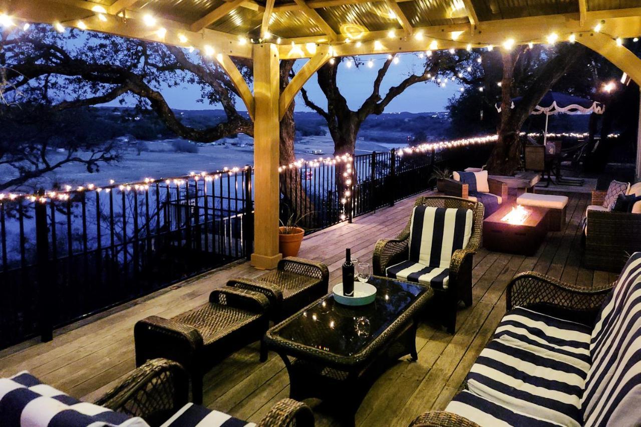 Cliff Side Oasis Villa Spicewood Екстериор снимка