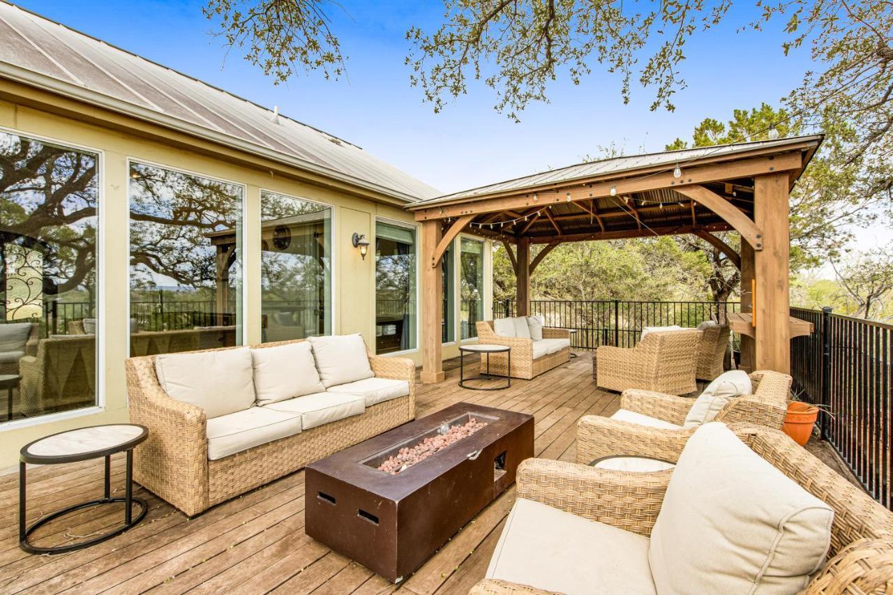 Cliff Side Oasis Villa Spicewood Екстериор снимка
