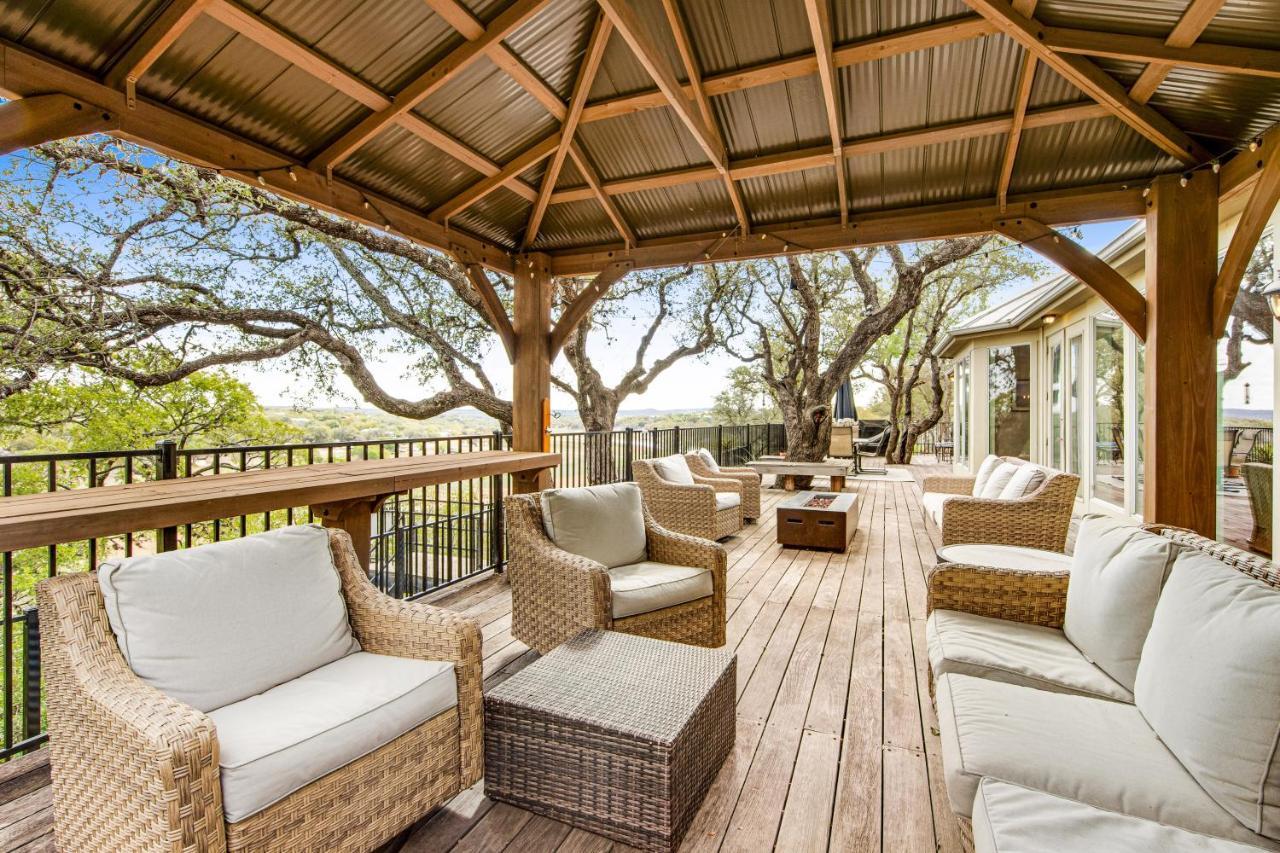 Cliff Side Oasis Villa Spicewood Екстериор снимка