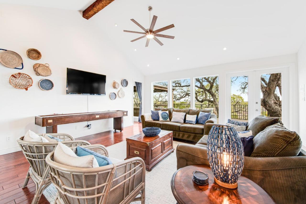 Cliff Side Oasis Villa Spicewood Екстериор снимка